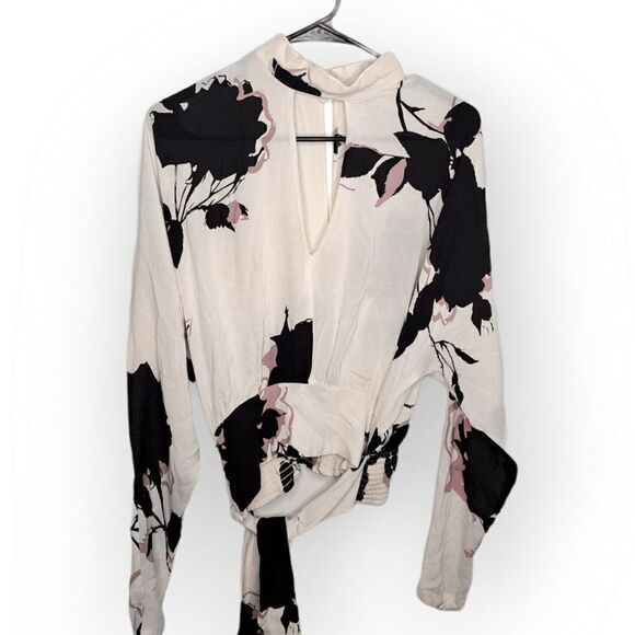 Free People Say You Love Me Printed Blouse in Ivory size Small - Picture 3 of 9